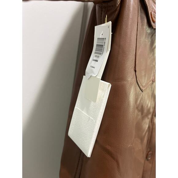 NWT Wilfred Aritzia Cognac The Ganna™ Shirt Jacket Vegan Leather Sz XS - Picture 5 of 9